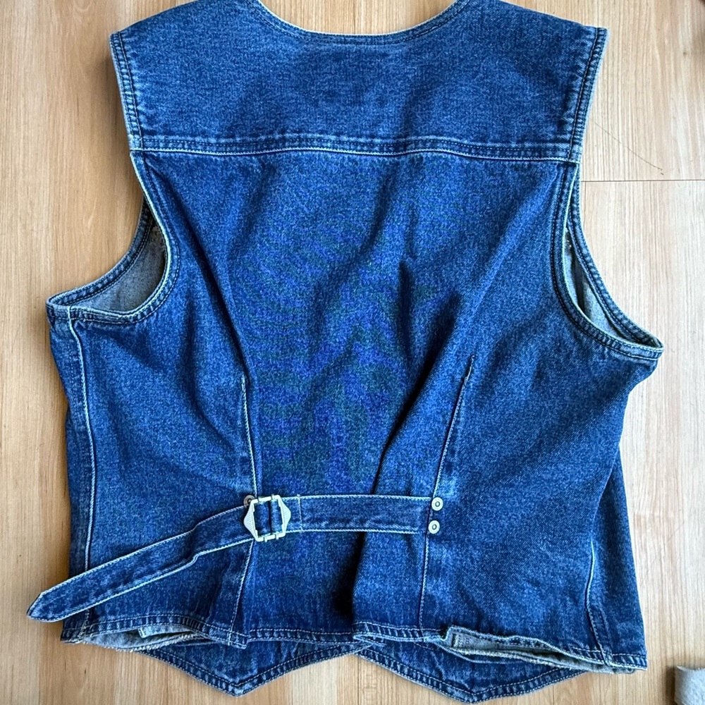 St. John’s Bay Denim Button-Up Vest 100% cotton - Picture 2 of 5